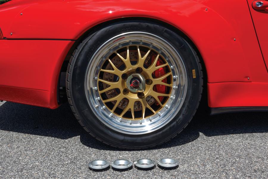Колеса Porsche 911 Cup 3.8 Coupe 1995 года  (фото 19 из 21)